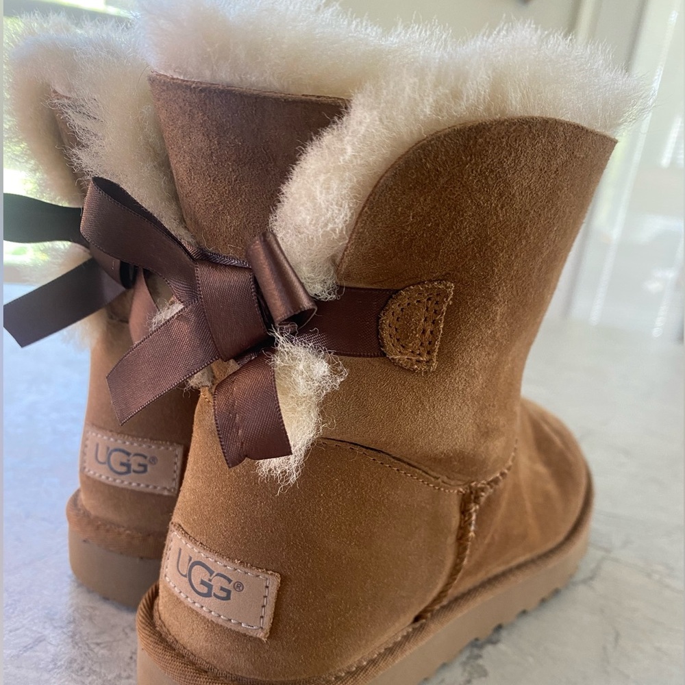 Ugg Mini Bailey Bow II